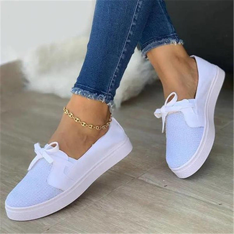 Lace-up Flats Sneakers, Trendy, Comfortable, Perfect for Casual Looks